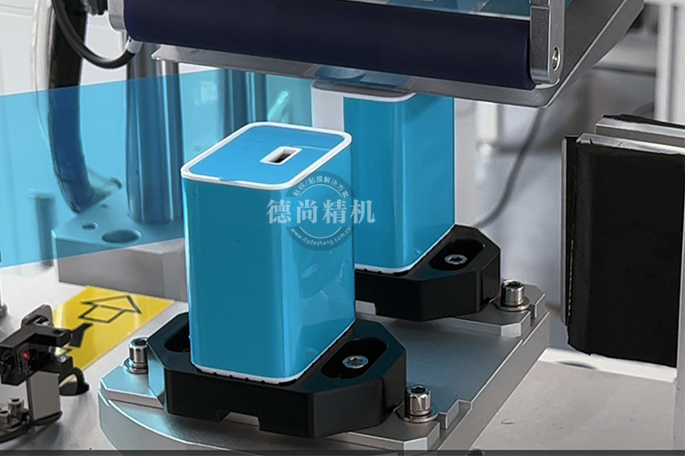 你怎么還在用人工貼膜呀！快來看看這